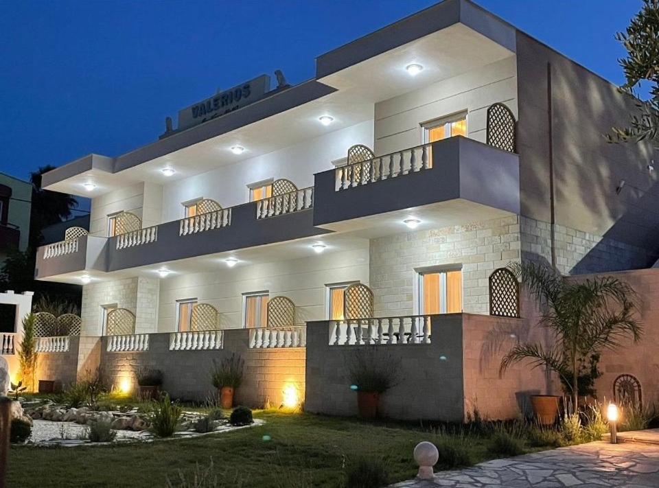 Hotel Valerios Kriopigi Exterior foto